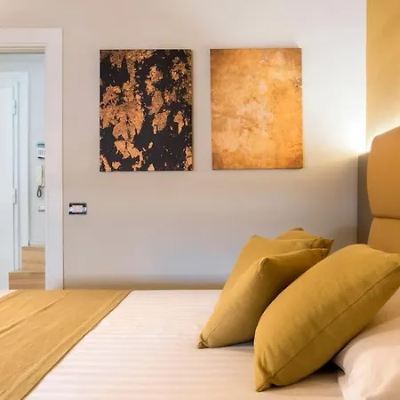 Apartment Exclusive Views From A Sunny Attic Apartment! Rome