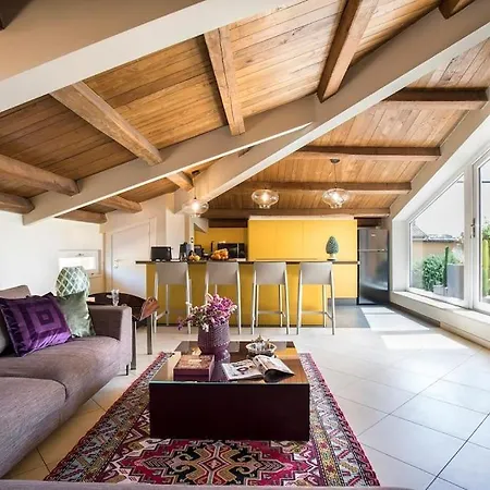 Exclusive Views From A Sunny Attic Apartment! Apartment Rome